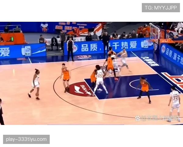 篮球走步违例的完整解析：什么是着地空间规则的判定标准？